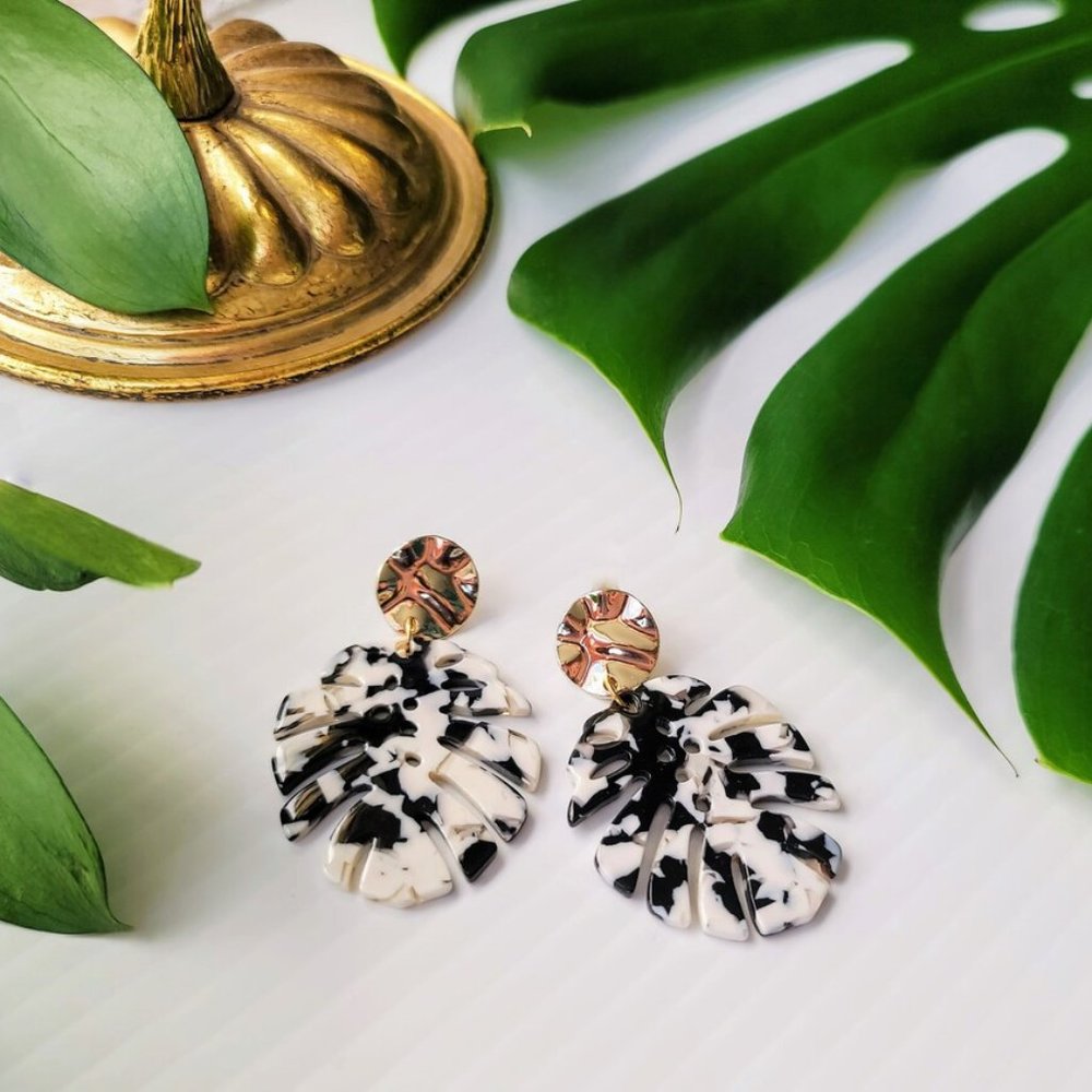 Handmade Monstera Leaf Botanical Tropical Plant Acrylic Earrings Black White